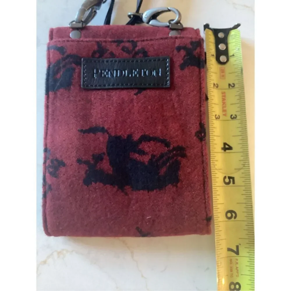 Pendleton Wallet Crossbody Bag Red Black Bucking Bronco